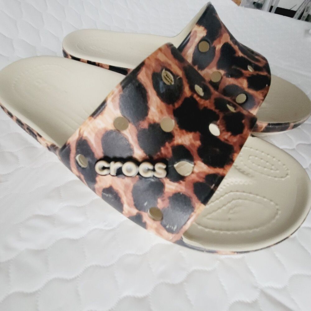 Crocs Classic Animal Print Remix Slide Sandals Size W12 M10 - Picture 3 of 10